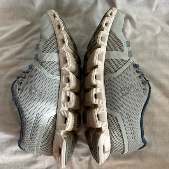 ON cloud 5 - Picture 6 of 7